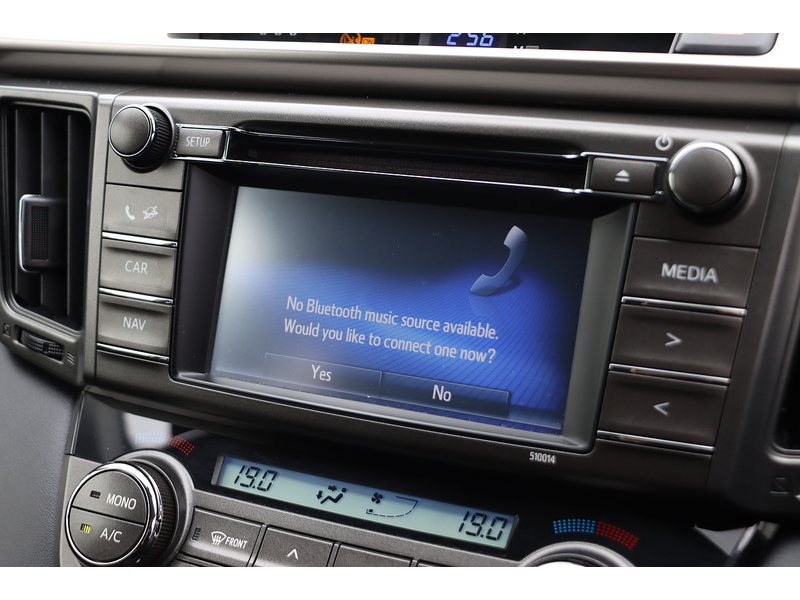 Toyota 2.0 V-Matic Icon SUV 5dr Petrol Multidrive S 4WD Euro 6 (s/s) (151 ps) 72-74 Mitcham Road