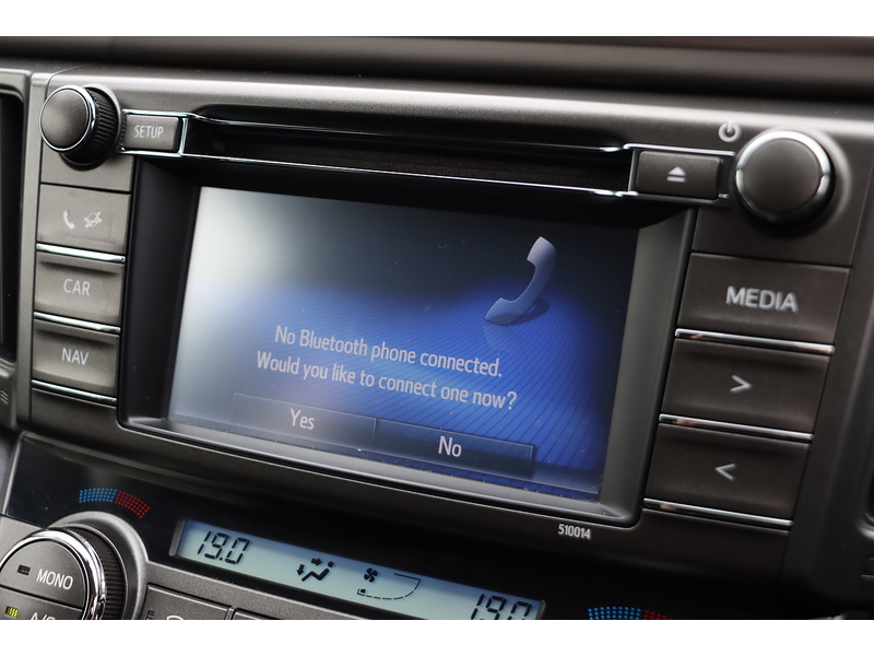 Toyota 2.0 V-Matic Icon SUV 5dr Petrol Multidrive S 4WD Euro 6 (s/s) (151 ps) 72-74 Mitcham Road