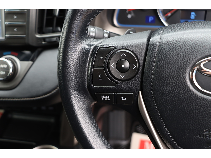 Toyota 2.0 V-Matic Icon SUV 5dr Petrol Multidrive S 4WD Euro 6 (s/s) (151 ps) 72-74 Mitcham Road