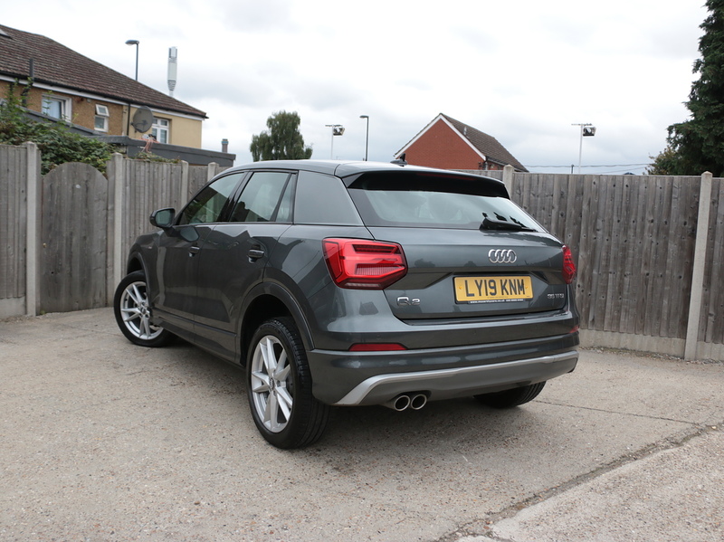 Audi 1.5 TFSI COD 35 S LINE SUV 5DR PETROL MANUAL SAT NAV BLUETOOTH DAB STEREO APPLE CARPLAY PARKING AIDS JUST 2 OWNERS ONLY 44000 MILES FSH NO ULEZ CHARGE 72-74 Mitcham Road