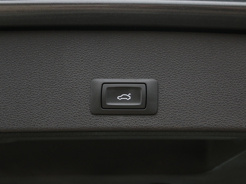 Audi 1.5 TFSI COD 35 S LINE SUV 5DR PETROL MANUAL SAT NAV BLUETOOTH DAB STEREO APPLE CARPLAY PARKING AIDS JUST 2 OWNERS ONLY 44000 MILES FSH NO ULEZ CHARGE 72-74 Mitcham Road