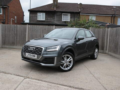 Audi 1.5 TFSI COD 35 S LINE SUV 5DR PETROL MANUAL SAT NAV BLUETOOTH DAB STEREO APPLE CARPLAY PARKING AIDS JUST 2 OWNERS ONLY 44000 MILES FSH NO ULEZ CHARGE