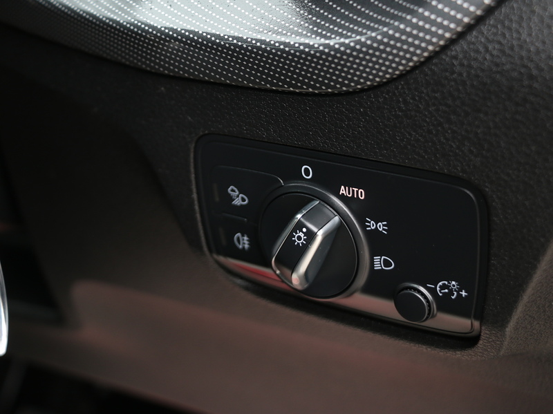 Audi 1.5 TFSI COD 35 S LINE SUV 5DR PETROL MANUAL SAT NAV BLUETOOTH DAB STEREO APPLE CARPLAY PARKING AIDS JUST 2 OWNERS ONLY 44000 MILES FSH NO ULEZ CHARGE 72-74 Mitcham Road