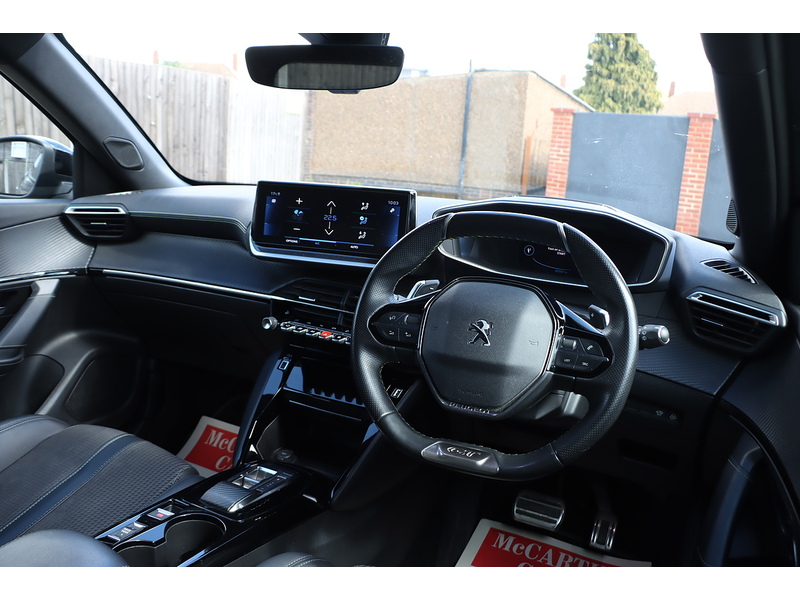 Peugeot 1.2 PURETECH GT SUV 5DR PETROL EAT AUTO HEATED SEATS SAT NAV BLUETOOTH DAB STEREO APPLE CARPLAY REAR CAMERA PARKING AIDS JUST 1 OWNER 62000 MILES SH 72-74 Mitcham Road
