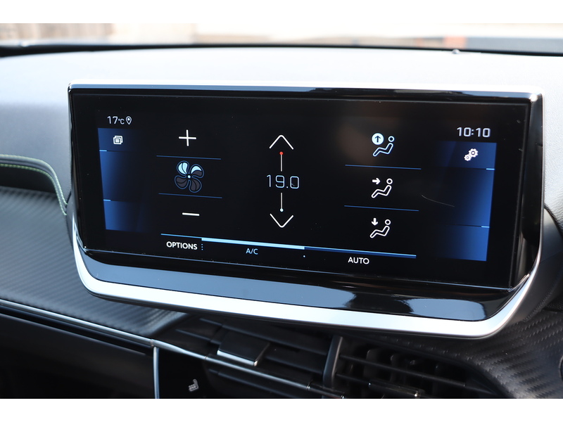 Peugeot 1.2 PURETECH GT SUV 5DR PETROL EAT AUTO HEATED SEATS SAT NAV BLUETOOTH DAB STEREO APPLE CARPLAY REAR CAMERA PARKING AIDS JUST 1 OWNER 62000 MILES SH 72-74 Mitcham Road