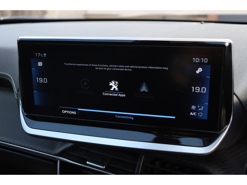 Peugeot 1.2 PURETECH GT SUV 5DR PETROL EAT AUTO HEATED SEATS SAT NAV BLUETOOTH DAB STEREO APPLE CARPLAY REAR CAMERA PARKING AIDS JUST 1 OWNER 62000 MILES SH 72-74 Mitcham Road