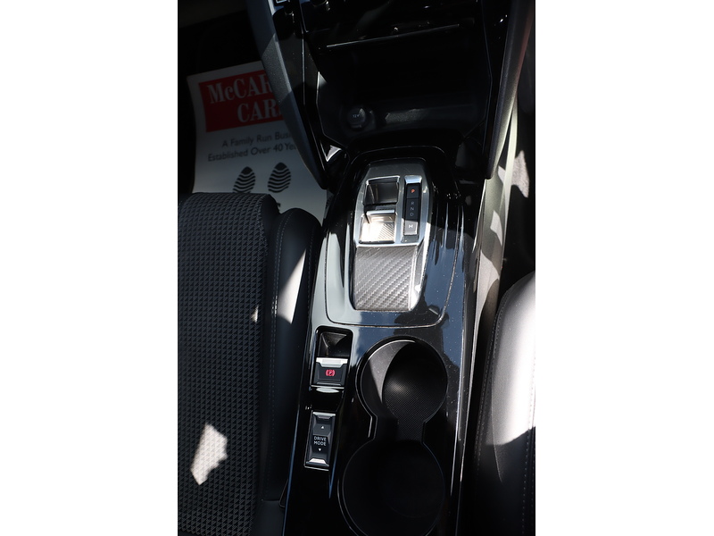 Peugeot 1.2 PURETECH GT SUV 5DR PETROL EAT AUTO HEATED SEATS SAT NAV BLUETOOTH DAB STEREO APPLE CARPLAY REAR CAMERA PARKING AIDS JUST 1 OWNER 62000 MILES SH 72-74 Mitcham Road