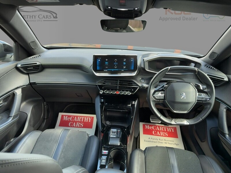 Peugeot 1.2 PURETECH GT SUV 5DR PETROL EAT AUTO HEATED SEATS SAT NAV BLUETOOTH DAB STEREO APPLE CARPLAY REAR CAMERA PARKING AIDS JUST 1 OWNER 62000 MILES SH 72-74 Mitcham Road