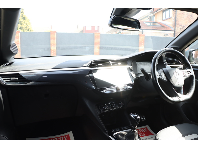 Vauxhall 1.2 TURBO ULTIMATE HATCHBACK 5DR PETROL MANUAL HEATED SEATS SAT NAV BLUETOOTH APPLE CARPLAY REAR CAMERA PARKING AIDS JUST 1 OWNER ONLY 49000 MILES FSH 72-74 Mitcham Road
