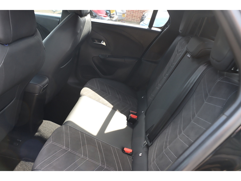 Vauxhall 1.2 TURBO ULTIMATE HATCHBACK 5DR PETROL MANUAL HEATED SEATS SAT NAV BLUETOOTH APPLE CARPLAY REAR CAMERA PARKING AIDS JUST 1 OWNER ONLY 49000 MILES FSH 72-74 Mitcham Road
