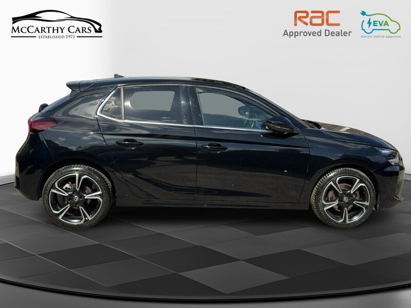 Vauxhall 1.2 TURBO ULTIMATE HATCHBACK 5DR PETROL MANUAL HEATED SEATS SAT NAV BLUETOOTH APPLE CARPLAY REAR CAMERA PARKING AIDS JUST 1 OWNER ONLY 49000 MILES FSH 72-74 Mitcham Road