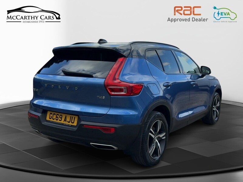 Volvo 2.0 T4 R-DESIGN SUV 5DR PETROL AUTO SATNAV BLUETOOTH DAB RADIO REAR & 360 CAMERA PARKING AIDS JUST 2 OWNERS SAME OWNER FOR 3 YEARS ONLY 60000 MILES SH 72-74 Mitcham Road