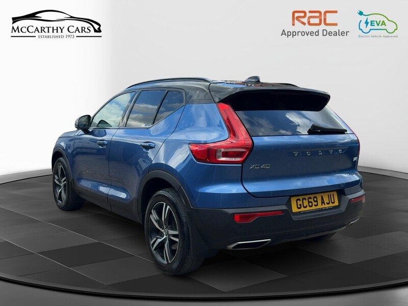 Volvo 2.0 T4 R-DESIGN SUV 5DR PETROL AUTO SATNAV BLUETOOTH DAB RADIO REAR & 360 CAMERA PARKING AIDS JUST 2 OWNERS SAME OWNER FOR 3 YEARS ONLY 60000 MILES SH 72-74 Mitcham Road