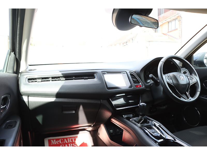 Honda 1.5 I-VTEC SE SUV 5DR PETROL MANUAL BLUETOOTH DAB STEREO CD PLAYER USB INPUT PARKING AIDS ONLY 78000 MILES FSH 7 SERVICES NO ULEZ CHARGE 72-74 Mitcham Road