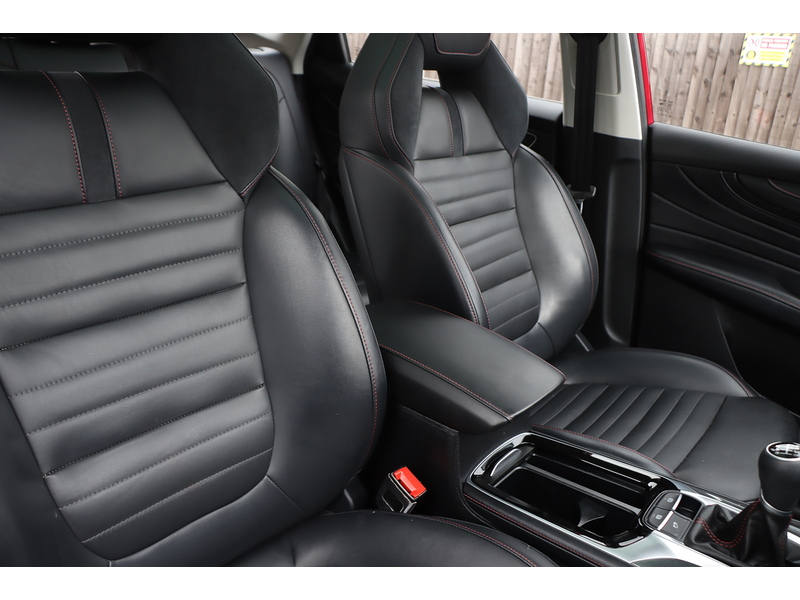 MG 1.5 T-GDI EXCLUSIVE SUV 5DR PETROL MANUAL PAN ROOF HEATED SEATS SATNAV BLUETOOTH STEREO APPLE CARPLAY REAR CAMERA PARKING AIDS 2 OWNERS 67000 MILES SH 72-74 Mitcham Road