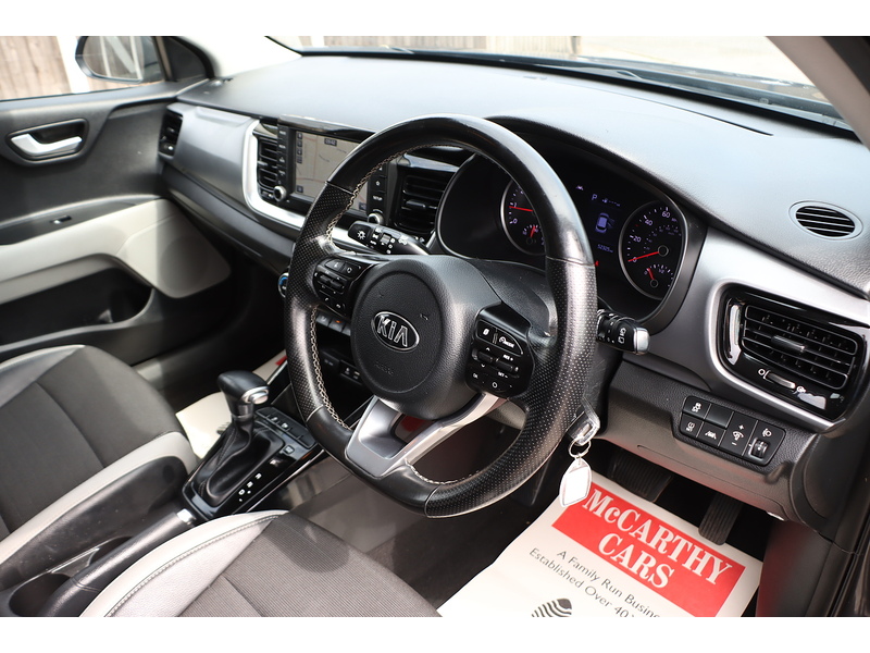 Kia 1.0 T-GDI 3 SUV 5DR PETROL DCT AUTO SATNAV BLUETOOTH DAB RADIO APPLE CARPLAY REAR CAMERA PARKING AIDS JUST 2 OWNERS ONLY 52000 MILES SH NO ULEZ CHARGE 72-74 Mitcham Road