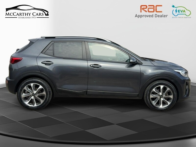 Kia 1.0 T-GDI 3 SUV 5DR PETROL DCT AUTO SATNAV BLUETOOTH DAB RADIO APPLE CARPLAY REAR CAMERA PARKING AIDS JUST 2 OWNERS ONLY 52000 MILES SH NO ULEZ CHARGE 72-74 Mitcham Road