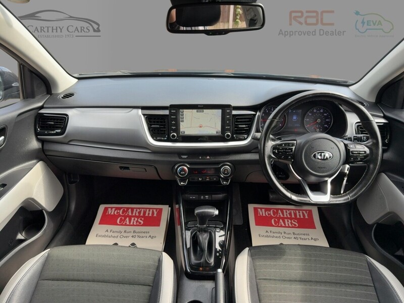 Kia 1.0 T-GDI 3 SUV 5DR PETROL DCT AUTO SATNAV BLUETOOTH DAB RADIO APPLE CARPLAY REAR CAMERA PARKING AIDS JUST 2 OWNERS ONLY 52000 MILES SH NO ULEZ CHARGE 72-74 Mitcham Road