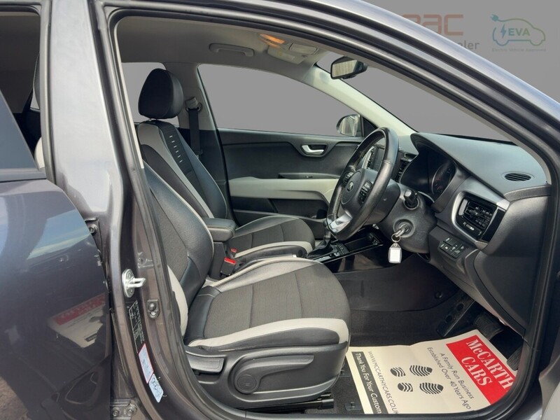 Kia 1.0 T-GDI 3 SUV 5DR PETROL DCT AUTO SATNAV BLUETOOTH DAB RADIO APPLE CARPLAY REAR CAMERA PARKING AIDS JUST 2 OWNERS ONLY 52000 MILES SH NO ULEZ CHARGE 72-74 Mitcham Road