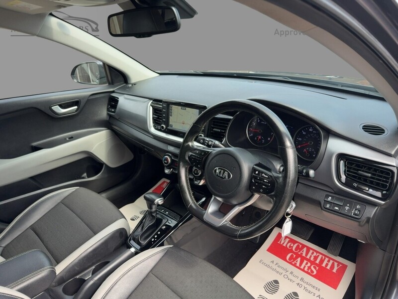 Kia 1.0 T-GDI 3 SUV 5DR PETROL DCT AUTO SATNAV BLUETOOTH DAB RADIO APPLE CARPLAY REAR CAMERA PARKING AIDS JUST 2 OWNERS ONLY 52000 MILES SH NO ULEZ CHARGE 72-74 Mitcham Road