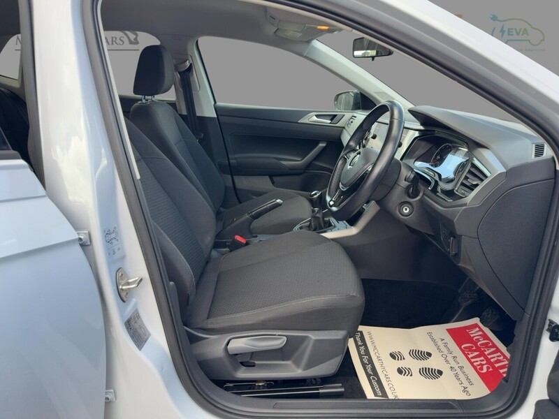 Volkswagen 1.0 TSI SE HATCHBACK 5DR PETROL MANUAL SAT NAV BLUETOOTH DAB STEREO AIR CONDITIONING PARKING AIDS ONLY 65000 MILES FSH NO ULEZ CHARGE 72-74 Mitcham Road