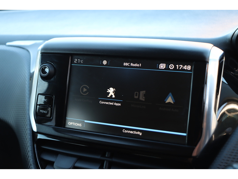 Peugeot 1.2 PURETECH TECH EDITION HATCHBACK 5DR PETROL MANUAL SATNAV BLUETOOTH DAB STEREO REAR CAMERA PARKING AIDS 2 OWNERS ONLY 54000 MILES SH NO ULEZ CHARGE 72-74 Mitcham Road