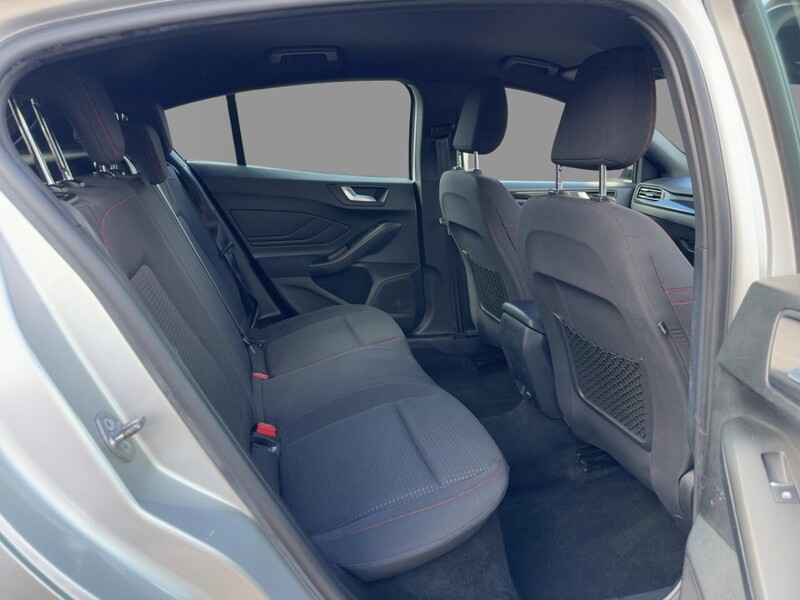 Ford 1.0T ECOBOOST ST-LINE HATCHBACK 5DR PETROL MANUAL SAT NAV BLUETOOTH DAB STEREO PARKING AIDS JUST 2 OWNERS SAME OWNER FOR 3 YEARS ONLY 69000 MILES SH 72-74 Mitcham Road