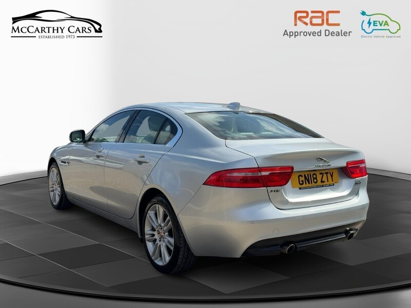 Jaguar 2.0I PORTFOLIO SALOON 4DR PETROL AWD AUTO HEATED SEATS SAT NAV BLUETOOTH DAB STEREO REAR CAMERA WITH PARKING AIDS ONLY 58000 MILES SH NO ULEZ CHARGE 72-74 Mitcham Road