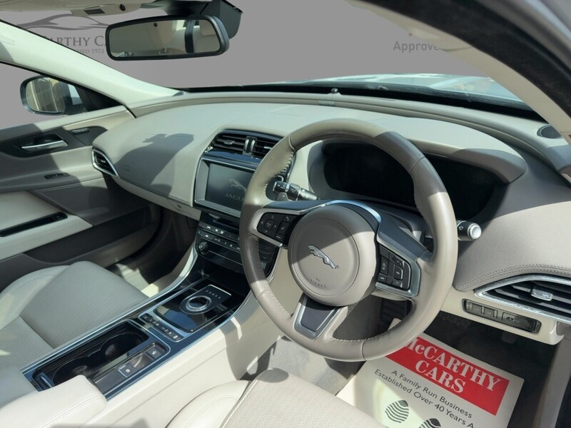Jaguar 2.0I PORTFOLIO SALOON 4DR PETROL AWD AUTO HEATED SEATS SAT NAV BLUETOOTH DAB STEREO REAR CAMERA WITH PARKING AIDS ONLY 58000 MILES SH NO ULEZ CHARGE 72-74 Mitcham Road