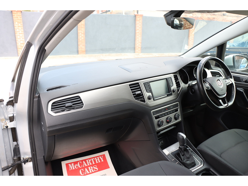 Volkswagen 1.4 TSI BLUEMOTION TECH SE MPV 5DR PETROL DSG AUTO BLUETOOTH DAB STEREO PARKING AIDS 2 OWNERS SAME OWNER FOR 7 YEARS ONLY 63000 MILES FSH 7 SERVICES 72-74 Mitcham Road