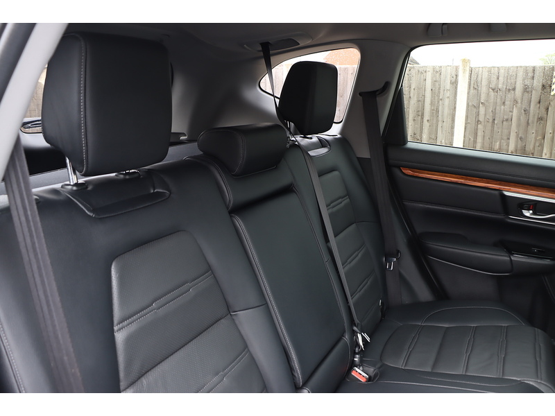 Honda 1.5 VTEC TURBO SR SUV 5DR PETROL 4WD MANUAL HEATED SEATS SATNAV BLUETOOTH DAB STEREO REAR CAMERA PARKING AIDS 2 OWNERS ONLY 55000 MILES FSH 7 SERVICES 72-74 Mitcham Road