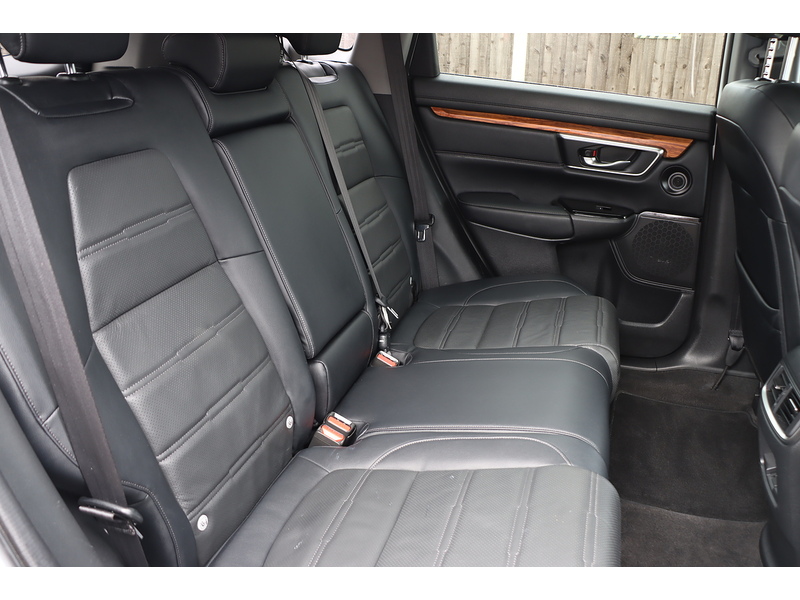 Honda 1.5 VTEC TURBO SR SUV 5DR PETROL 4WD MANUAL HEATED SEATS SATNAV BLUETOOTH DAB STEREO REAR CAMERA PARKING AIDS 2 OWNERS ONLY 55000 MILES FSH 7 SERVICES 72-74 Mitcham Road