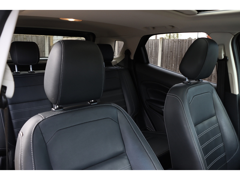 Ford 1.0T ECOBOOST TITANIUM SUV 5DR PETROL AUTO SUNROOF HEATED SEATS SATNAV BLUETOOTH DAB STEREO APPLE CARPLAY REAR CAMERA PARKING AIDS ONLY 37000 MILES SH 72-74 Mitcham Road