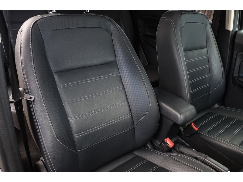 Ford 1.0T ECOBOOST TITANIUM SUV 5DR PETROL AUTO SUNROOF HEATED SEATS SATNAV BLUETOOTH DAB STEREO APPLE CARPLAY REAR CAMERA PARKING AIDS ONLY 37000 MILES SH 72-74 Mitcham Road