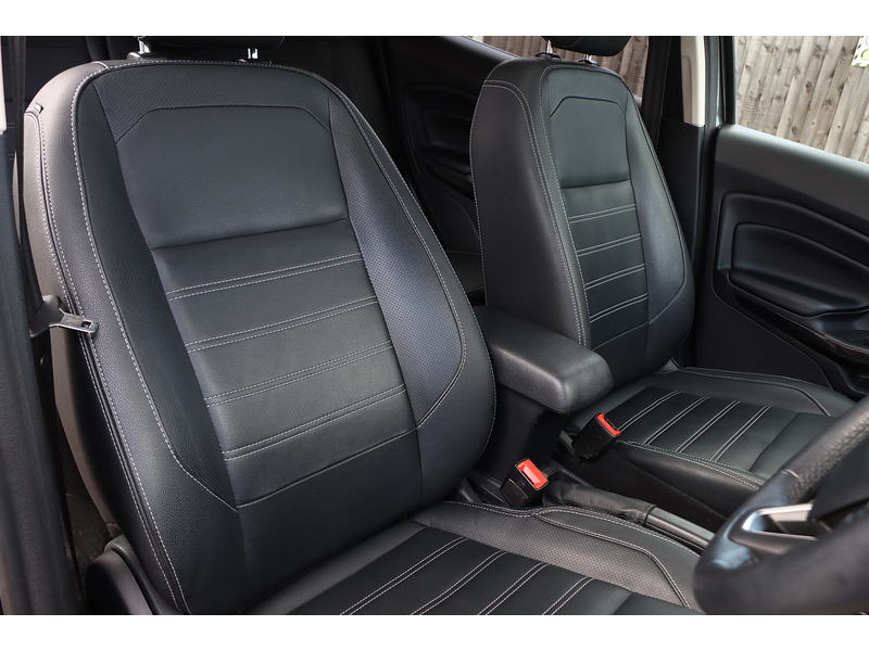 Ford 1.0T ECOBOOST TITANIUM SUV 5DR PETROL AUTO SUNROOF HEATED SEATS SATNAV BLUETOOTH DAB STEREO APPLE CARPLAY REAR CAMERA PARKING AIDS ONLY 37000 MILES SH 72-74 Mitcham Road