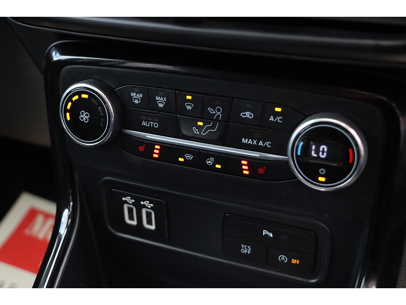 Ford 1.0T ECOBOOST TITANIUM SUV 5DR PETROL AUTO SUNROOF HEATED SEATS SATNAV BLUETOOTH DAB STEREO APPLE CARPLAY REAR CAMERA PARKING AIDS ONLY 37000 MILES SH 72-74 Mitcham Road