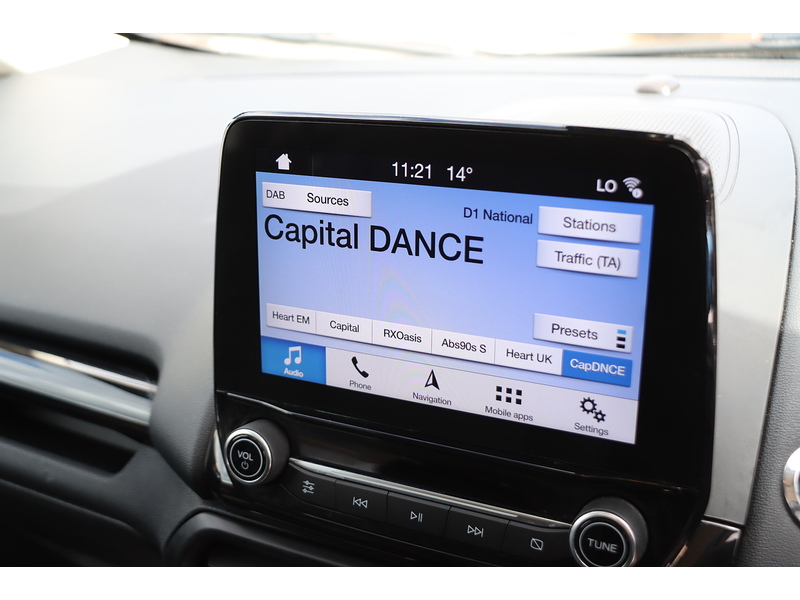 Ford 1.0T ECOBOOST TITANIUM SUV 5DR PETROL AUTO SUNROOF HEATED SEATS SATNAV BLUETOOTH DAB STEREO APPLE CARPLAY REAR CAMERA PARKING AIDS ONLY 37000 MILES SH 72-74 Mitcham Road