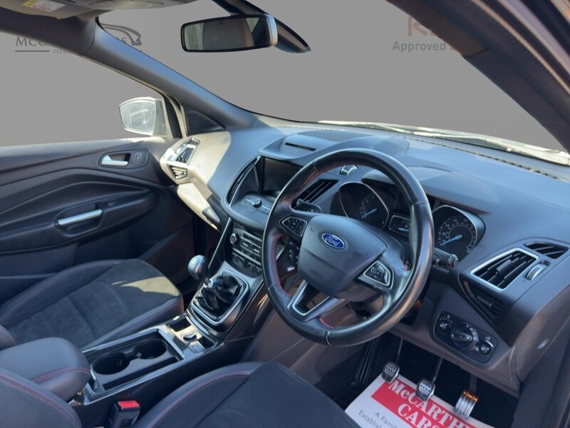 Ford 1.5T ECOBOOST ST-LINE SUV 5DR PETROL MANUAL SAT NAV BLUETOOTH DAB STEREO REAR CAMERA WITH PARKING AIDS ONLY 57000 MILES SH NO ULEZ CHARGE 72-74 Mitcham Road