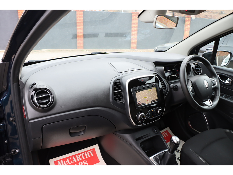 Renault 0.9 TCE ENERGY ICONIC SUV 5DR PETROL MANUAL SAT NAV BLUETOOTH STEREO AUX/USB INPUT PARKING AIDS JUST 2 OWNERS ONLY 75000 MILES SH NO ULEZ CHARGE 72-74 Mitcham Road