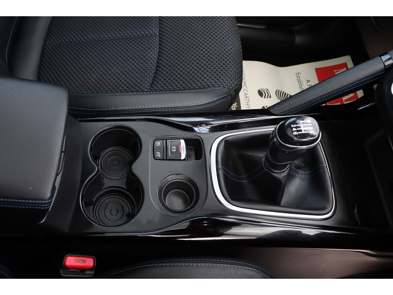 Renault 1.3 TCE S EDITION SUV 5DR PETROL MANUAL PAN ROOF SAT NAV BLUETOOTH DAB STEREO APPLE CARPLAY REAR CAMERA PARKING AIDS JUST 2 OWNERS ONLY 43000 MILES SH 72-74 Mitcham Road