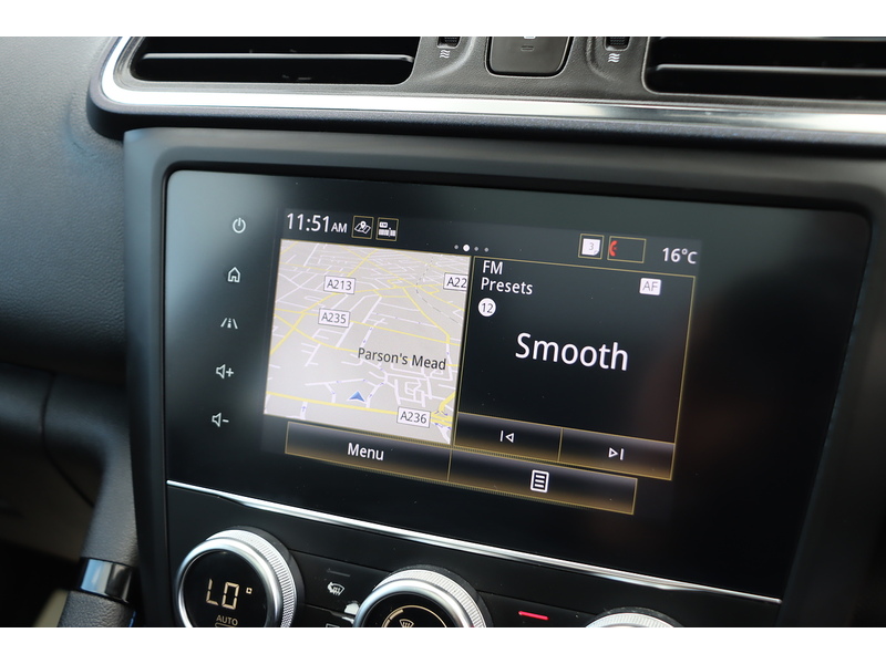 Renault 1.3 TCE S EDITION SUV 5DR PETROL MANUAL PAN ROOF SAT NAV BLUETOOTH DAB STEREO APPLE CARPLAY REAR CAMERA PARKING AIDS JUST 2 OWNERS ONLY 43000 MILES SH 72-74 Mitcham Road