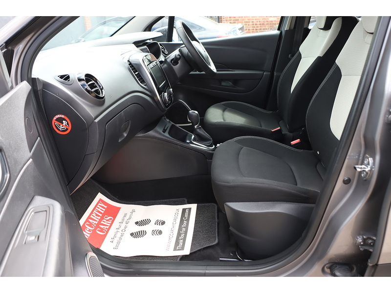 Renault 1.3 TCE ENERGY ICONIC SUV 5DR PETROL EDC AUTO SAT NAV BLUETOOTH STEREO AUX/USB INPUT PARKING AIDS ONLY 29000 MILES FSH NO ULEZ CHARGE 72-74 Mitcham Road