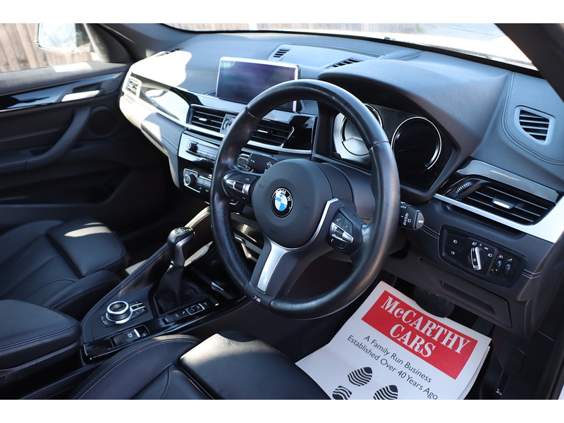 BMW 1.5 25E 10KWH M SPORT SUV 5DR PETROL PLUG-IN HYBRID XDRIVE AUTO HEATED SEATS SAT NAV BLUETOOTH APPLE CARPLAY PARKING AIDS JUST 1 OWNER 61000 MILES FSH 72-74 Mitcham Road