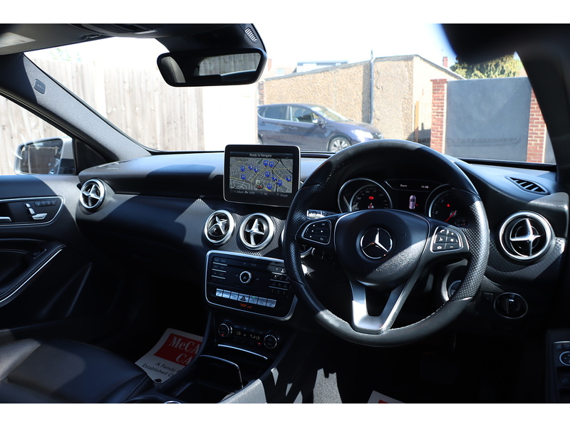 Mercedes-Benz A180D 1.5 SPORT (PREMIUM PLUS) HATCHBACK 5DR DIESEL 7G-DCT AUTO PAN ROOF HEATED SEATS SAT NAV APPLE CARPLAY REAR CAMERA 43000 MILES SH JUST £20 TO TAX 72-74 Mitcham Road