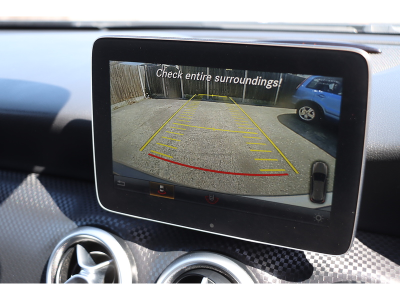 Mercedes-Benz A180D 1.5 SPORT (PREMIUM PLUS) HATCHBACK 5DR DIESEL 7G-DCT AUTO PAN ROOF HEATED SEATS SAT NAV APPLE CARPLAY REAR CAMERA 43000 MILES SH JUST £20 TO TAX 72-74 Mitcham Road