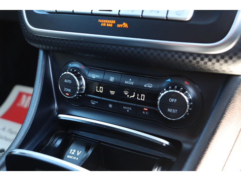 Mercedes-Benz A180D 1.5 SPORT (PREMIUM PLUS) HATCHBACK 5DR DIESEL 7G-DCT AUTO PAN ROOF HEATED SEATS SAT NAV APPLE CARPLAY REAR CAMERA 43000 MILES SH JUST £20 TO TAX 72-74 Mitcham Road