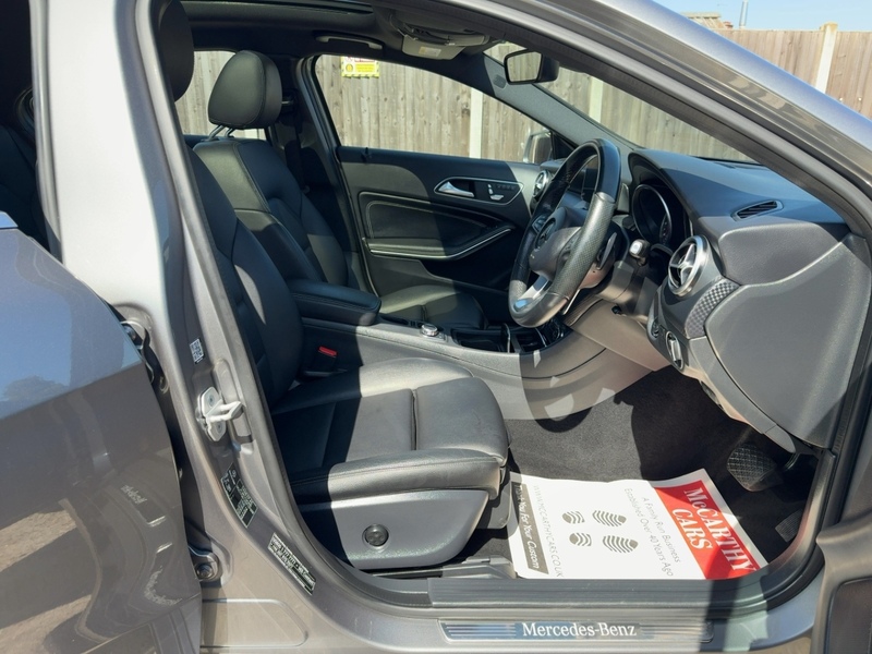 Mercedes-Benz A180D 1.5 SPORT (PREMIUM PLUS) HATCHBACK 5DR DIESEL 7G-DCT AUTO PAN ROOF HEATED SEATS SAT NAV APPLE CARPLAY REAR CAMERA 43000 MILES SH JUST £20 TO TAX 72-74 Mitcham Road