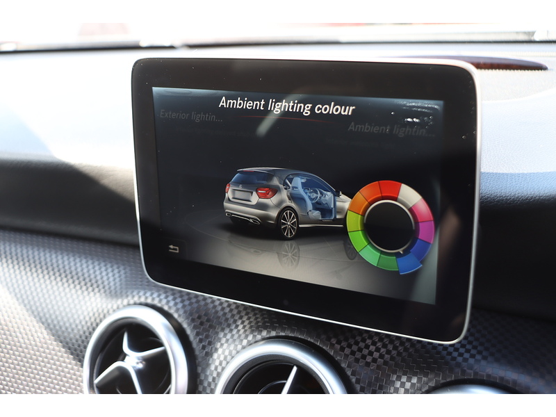 Mercedes-Benz A180D 1.5 SPORT (PREMIUM PLUS) HATCHBACK 5DR DIESEL 7G-DCT AUTO PAN ROOF HEATED SEATS SAT NAV APPLE CARPLAY REAR CAMERA 43000 MILES SH JUST £20 TO TAX 72-74 Mitcham Road