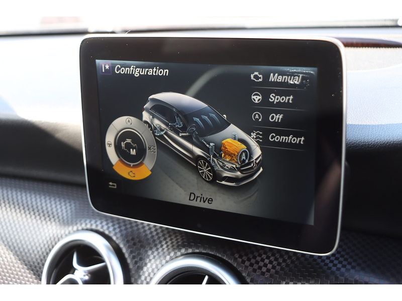 Mercedes-Benz A180D 1.5 SPORT (PREMIUM PLUS) HATCHBACK 5DR DIESEL 7G-DCT AUTO PAN ROOF HEATED SEATS SAT NAV APPLE CARPLAY REAR CAMERA 43000 MILES SH JUST £20 TO TAX 72-74 Mitcham Road