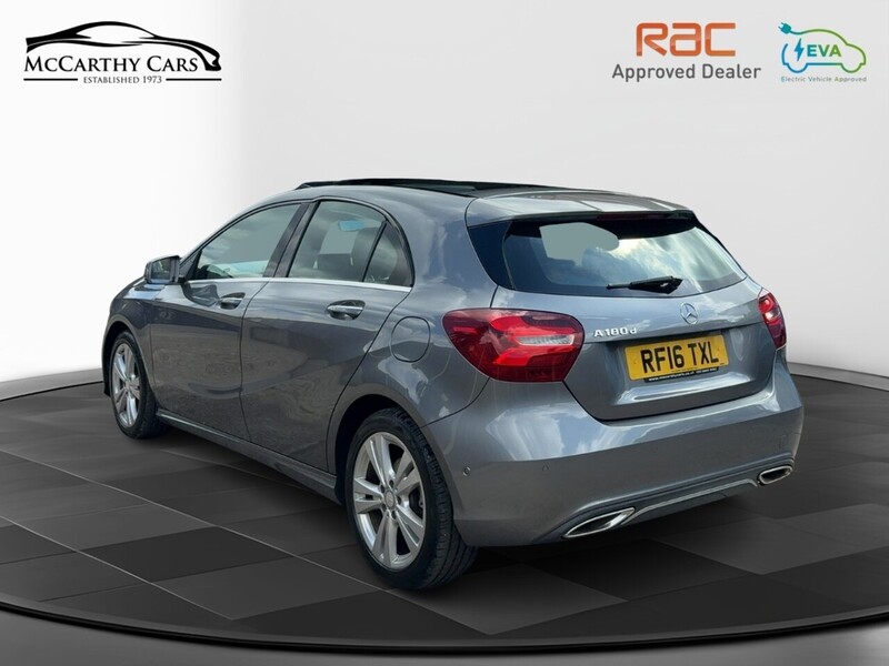 Mercedes-Benz A180D 1.5 SPORT (PREMIUM PLUS) HATCHBACK 5DR DIESEL 7G-DCT AUTO PAN ROOF HEATED SEATS SAT NAV APPLE CARPLAY REAR CAMERA 43000 MILES SH JUST £20 TO TAX 72-74 Mitcham Road
